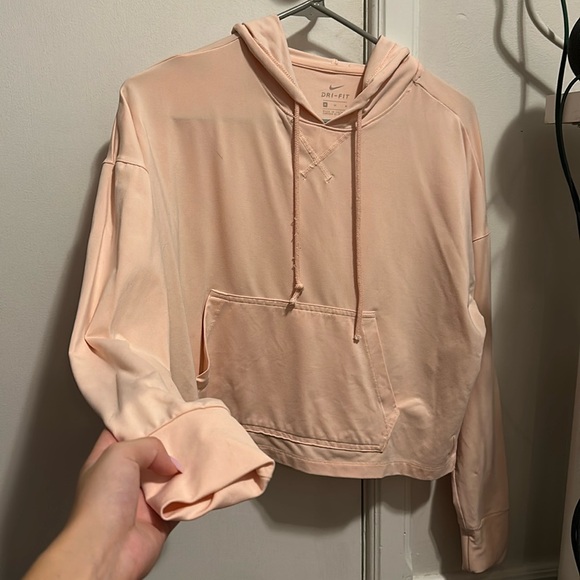Nike pullover - Picture 1 of 3